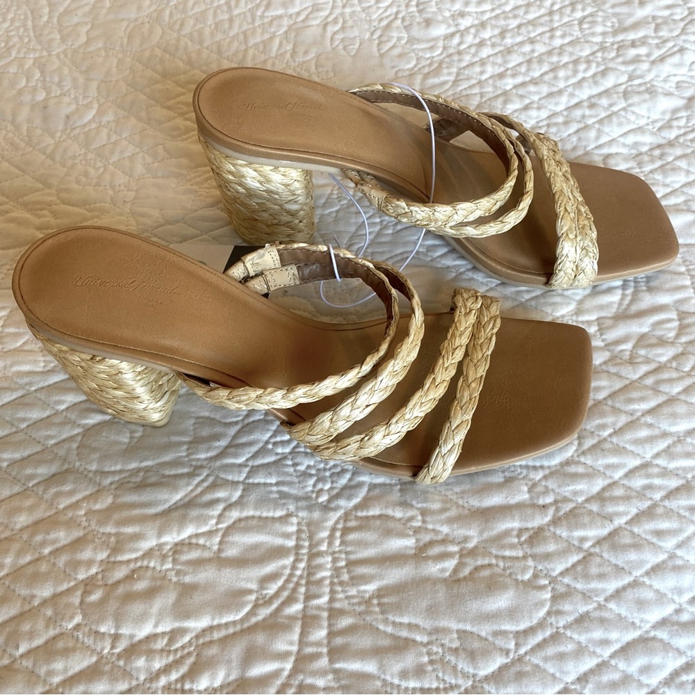 NWT BoHo Braided Rafia Chunky Heels